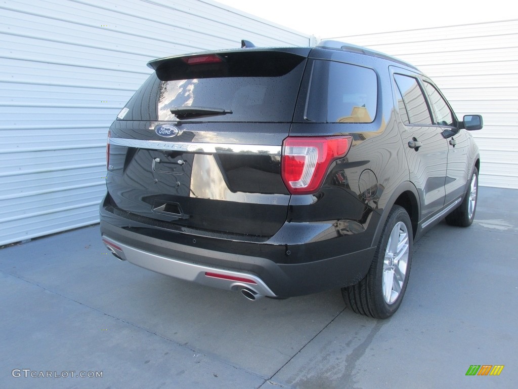 2017 Explorer XLT - Shadow Black / Ebony Black photo #4