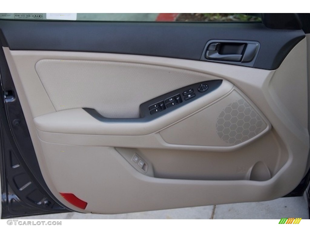 2015 Optima LX - Platinum Graphite / Beige photo #20