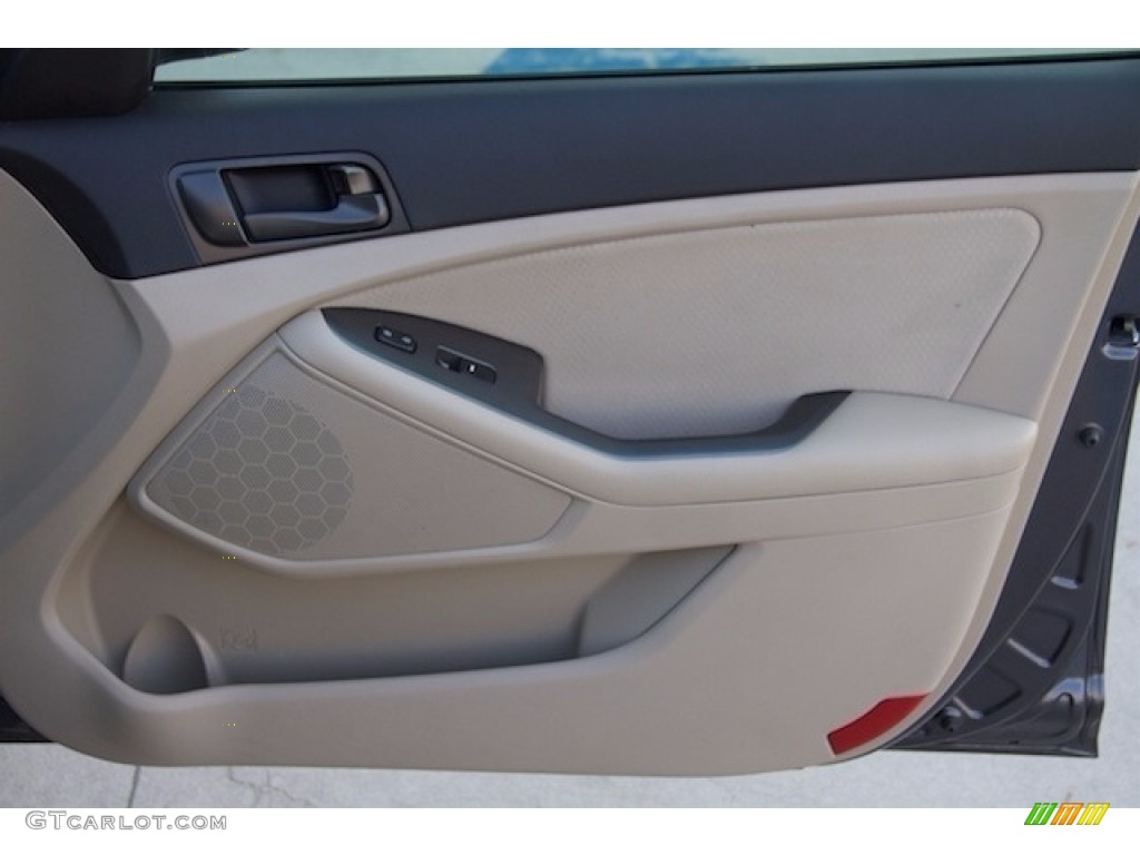 2015 Optima LX - Platinum Graphite / Beige photo #23