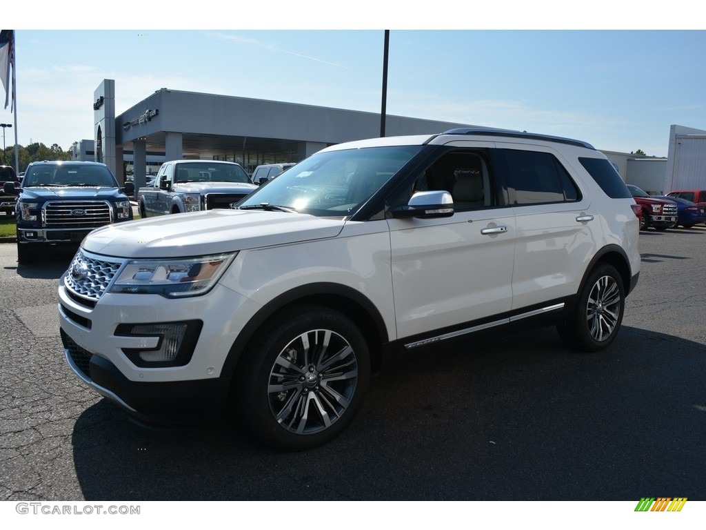 2017 Explorer Platinum 4WD - White Platinum / Medium Soft Ceramic photo #3