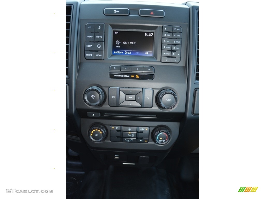 2016 F150 XL SuperCab 4x4 - Oxford White / Medium Earth Gray photo #11