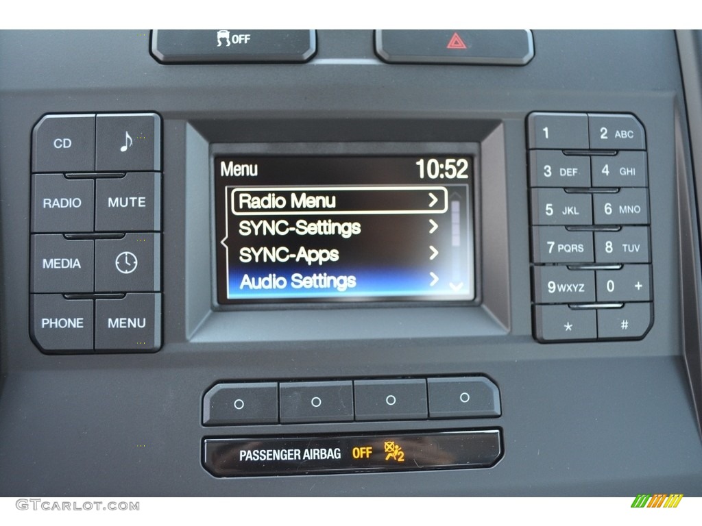 2016 F150 XL SuperCab 4x4 - Oxford White / Medium Earth Gray photo #12