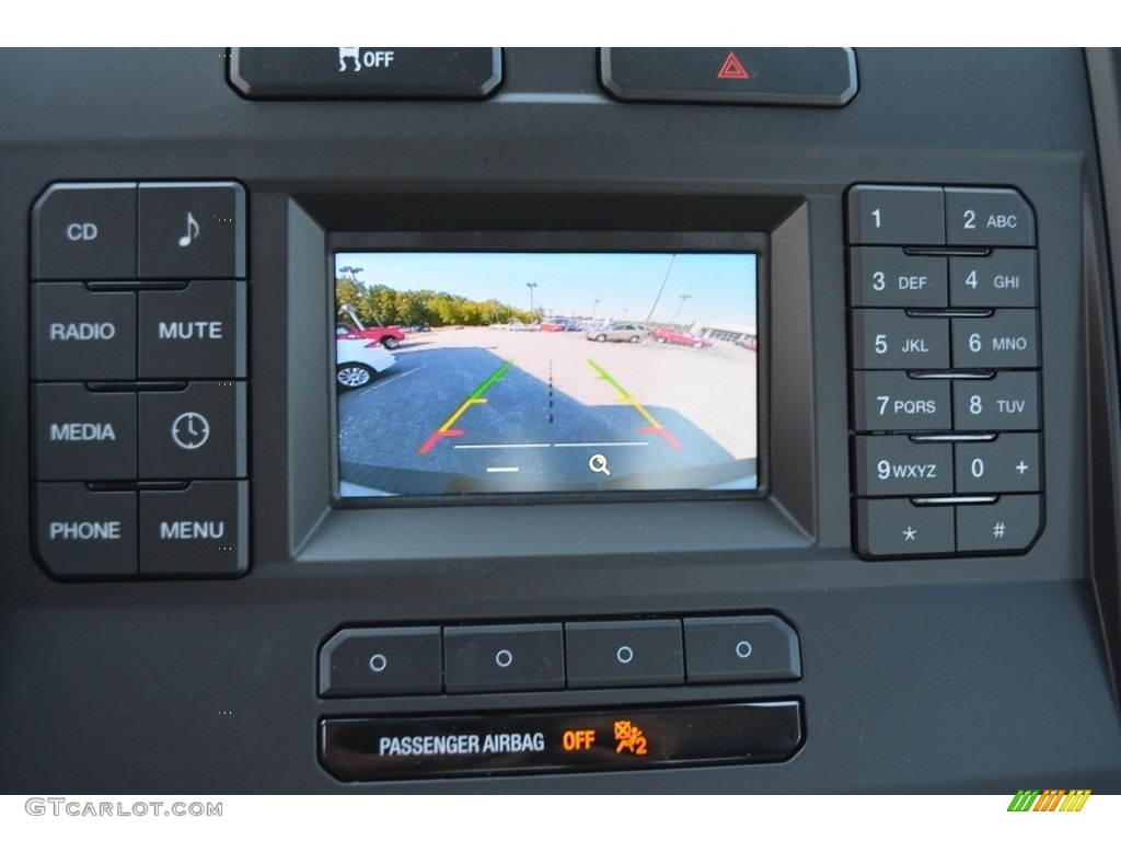 2016 F150 XL SuperCab 4x4 - Oxford White / Medium Earth Gray photo #13