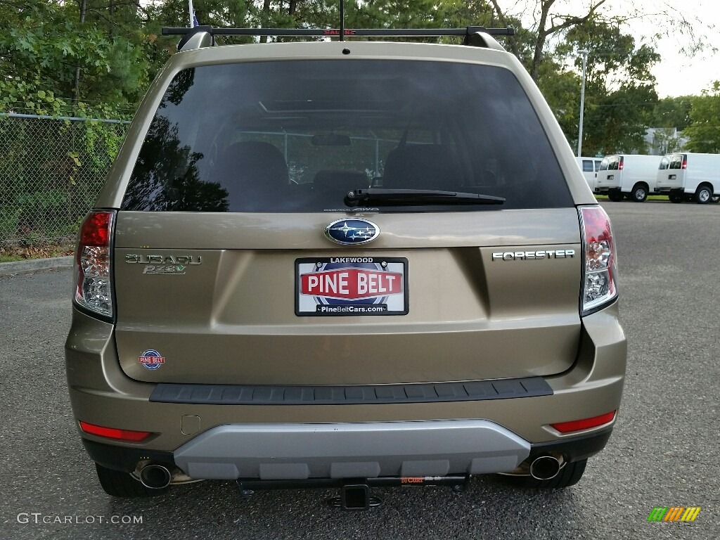 2009 Forester 2.5 X Limited - Topaz Gold Metallic / Black photo #6