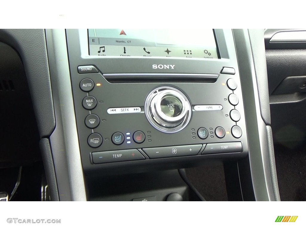 2017 Ford Fusion Titanium AWD Controls Photo #115570934