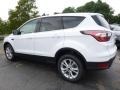 2017 Oxford White Ford Escape SE 4WD  photo #4