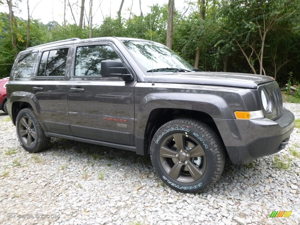 2017 Jeep Patriot 75th Anniversary Edition 4x4 Exterior Photos