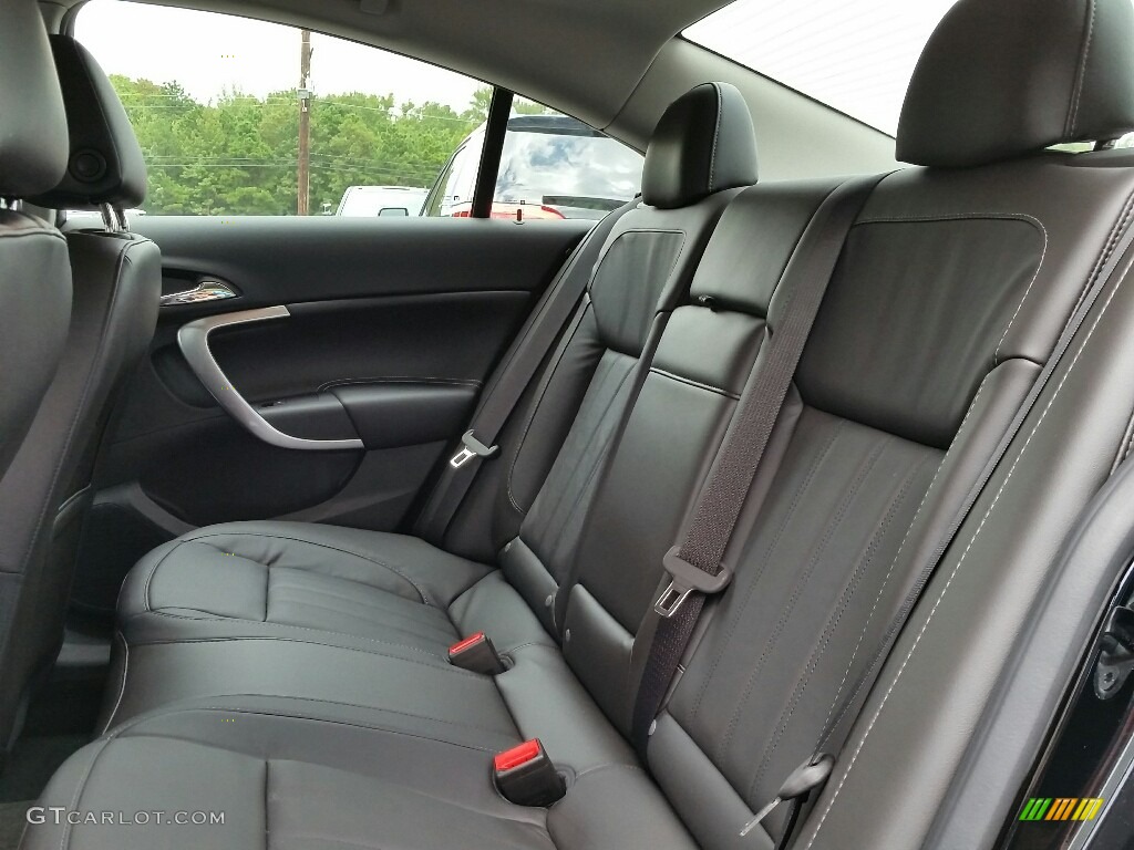 2017 Buick Regal Sport Touring Rear Seat Photo #115577180