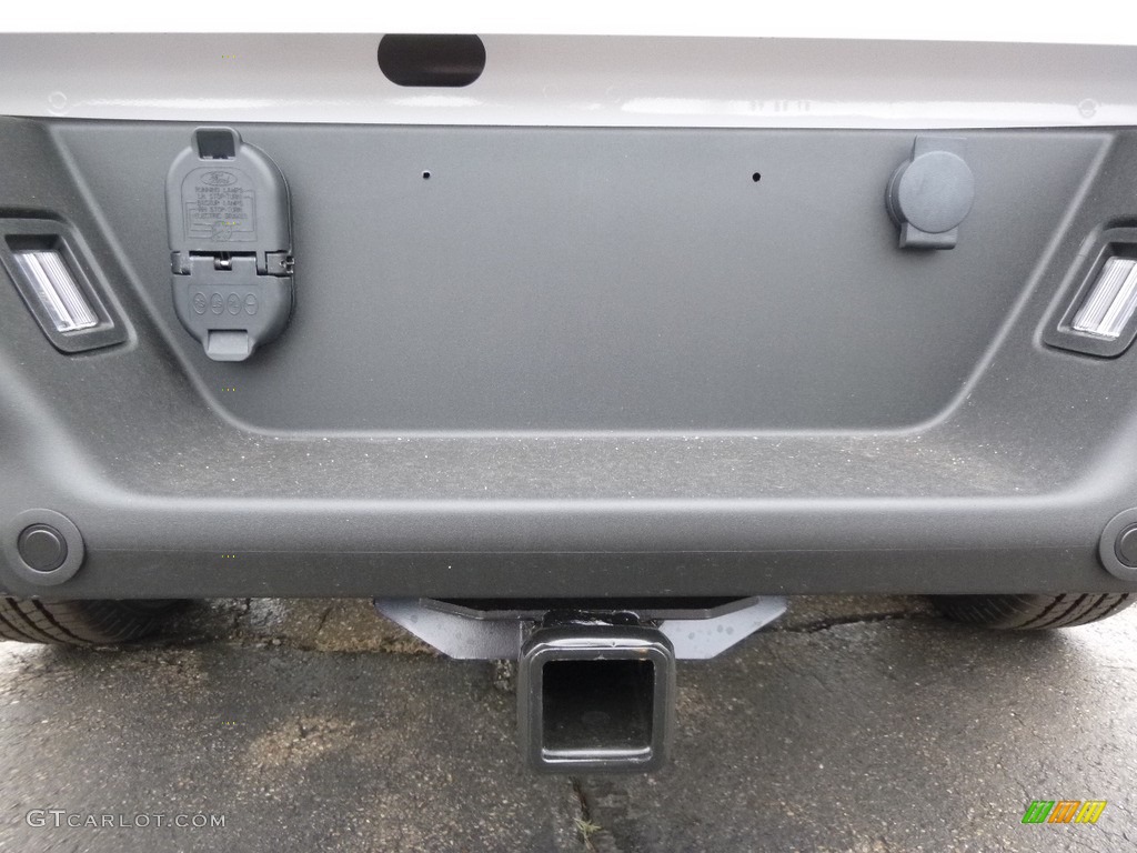 2016 F150 XL Regular Cab 4x4 - Oxford White / Medium Earth Gray photo #3