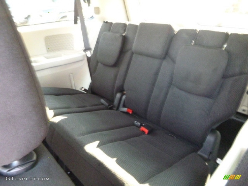2017 Dodge Grand Caravan SE Rear Seat Photo #115579712