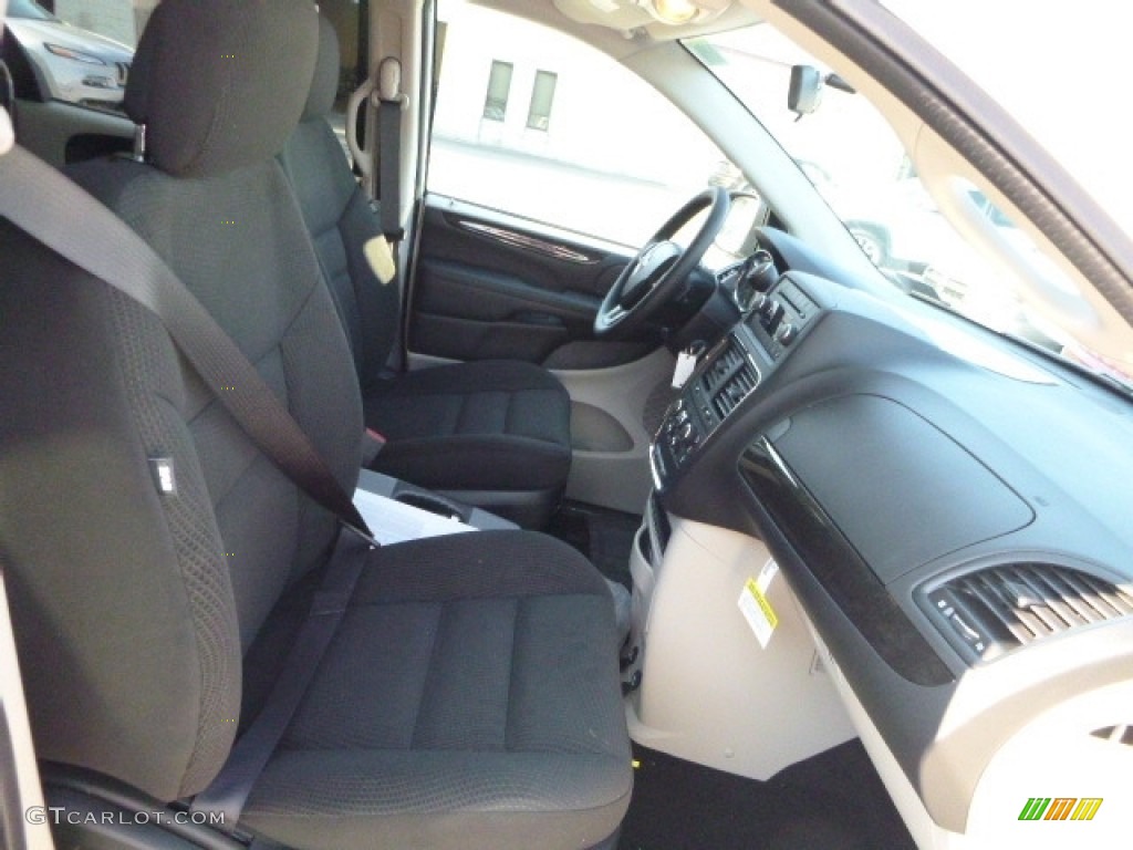 Black/Light Graystone Interior 2017 Dodge Grand Caravan SE Photo #115579799