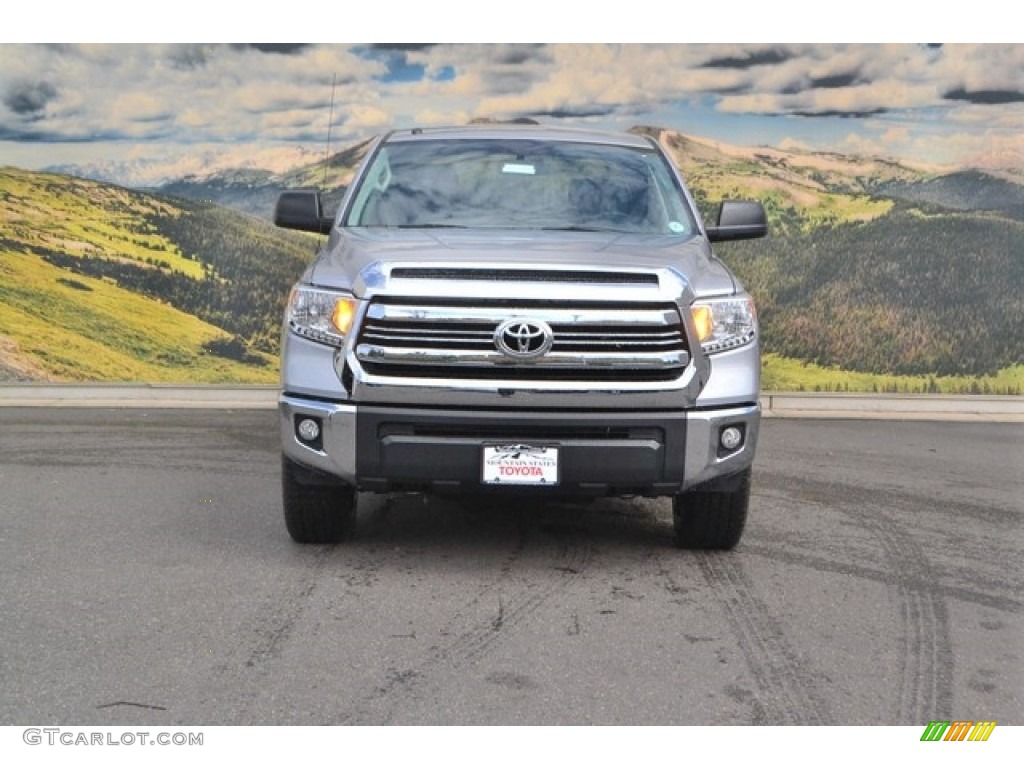 2016 Tundra SR5 CrewMax 4x4 - Silver Sky Metallic / Graphite photo #2