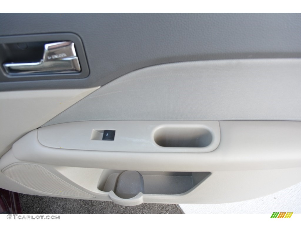 2012 Fusion SE - Bordeaux Reserve Metallic / Medium Light Stone photo #15