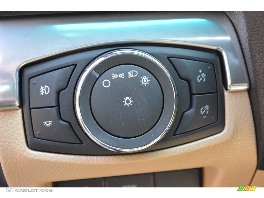 2017 Explorer Limited - White Platinum / Medium Light Camel photo #15