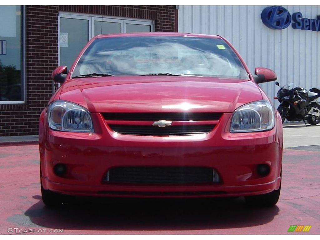 2005 Cobalt SS Supercharged Coupe - Victory Red / Ebony/Red photo #7
