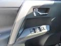 Black - RAV4 XLE Photo No. 9