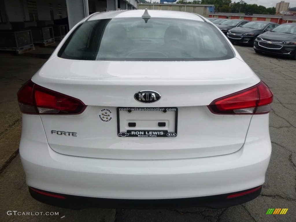 2017 Forte LX - Clear White / Black photo #4