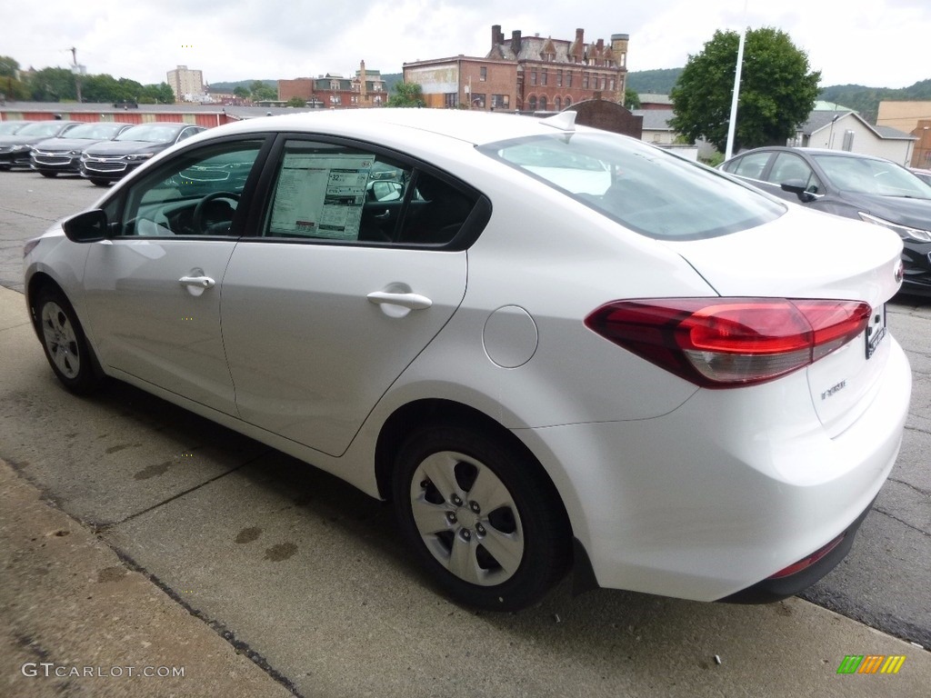 2017 Forte LX - Clear White / Black photo #5