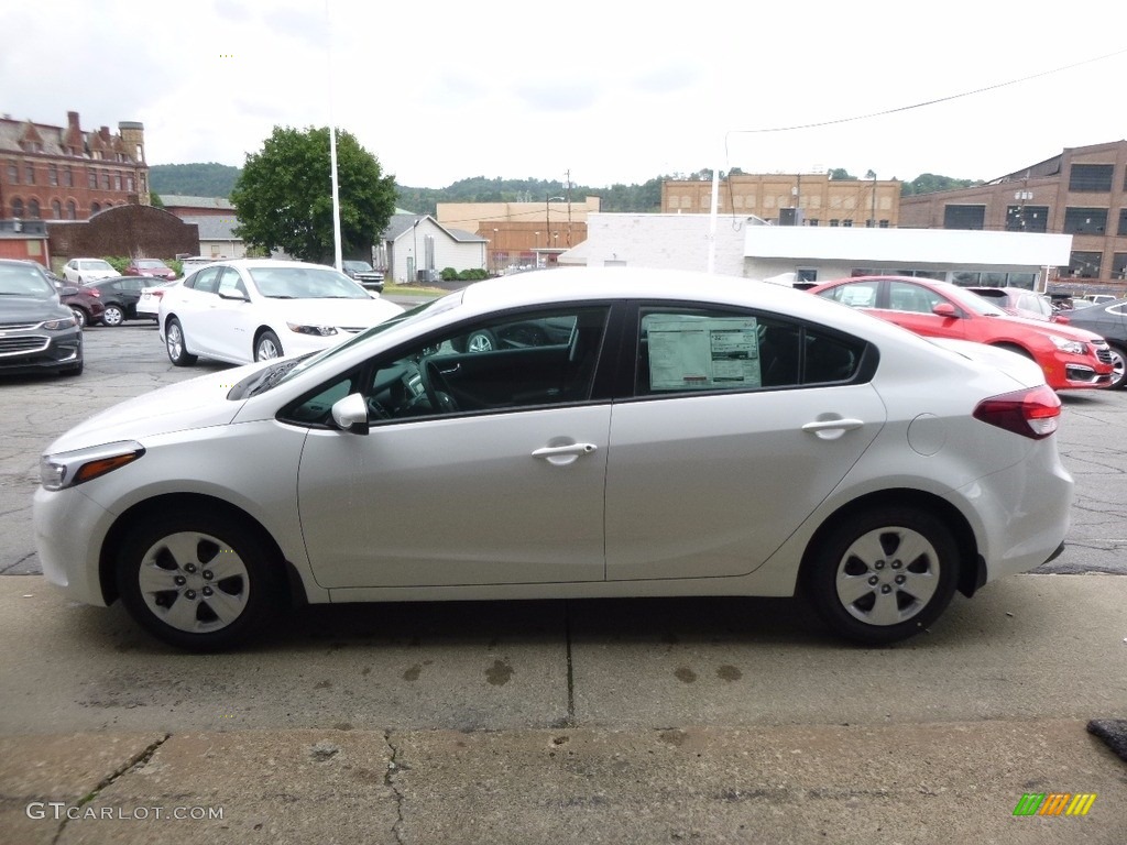 2017 Forte LX - Clear White / Black photo #6