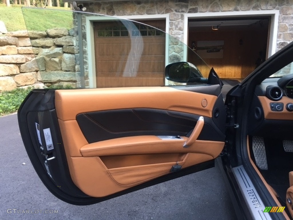 2012 Ferrari FF Standard FF Model Cuoio Door Panel Photo #115591570