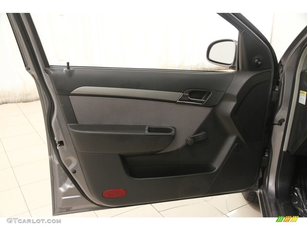 2009 Aveo Aveo5 LT - Medium Gray / Charcoal photo #4