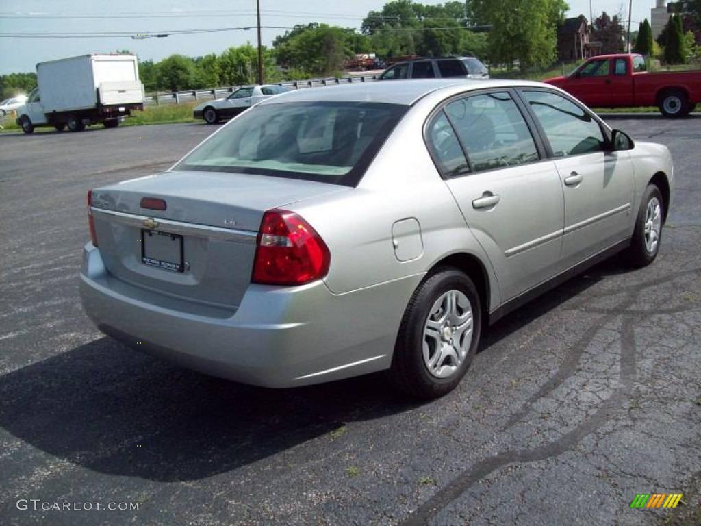 2006 Malibu LS Sedan - Silverstone Metallic / Titanium Gray photo #3