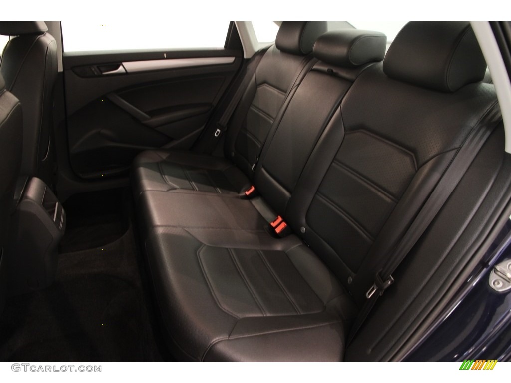 2015 Passat Wolfsburg Edition Sedan - Night Blue Metallic / Titan Black photo #14