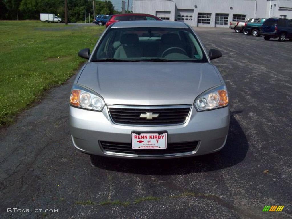 2006 Malibu LS Sedan - Silverstone Metallic / Titanium Gray photo #11