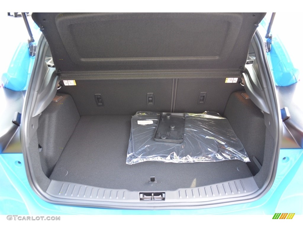 2016 Ford Focus RS Trunk Photo #115595068