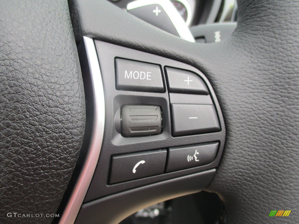 2017 BMW 4 Series 430i xDrive Convertible Controls Photo #115595101