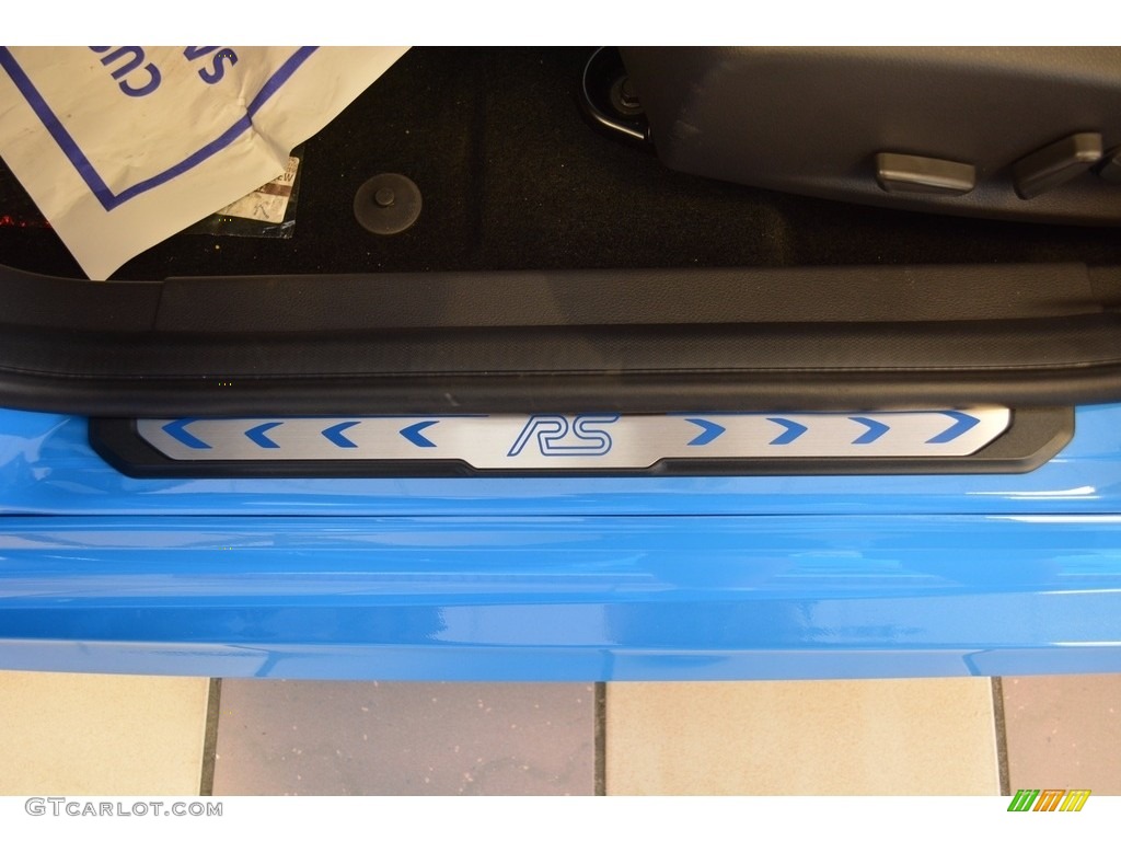 2016 Focus RS - Nitrous Blue / Charcoal Black Recaro RS logo photo #19