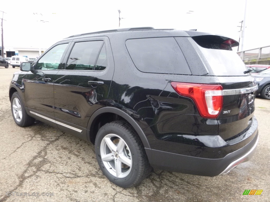 2017 Explorer XLT 4WD - Shadow Black / Ebony Black photo #4