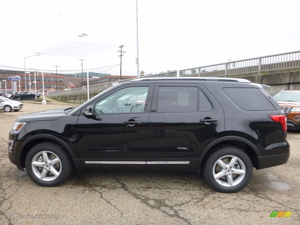 2017 Explorer XLT 4WD - Shadow Black / Ebony Black photo #5