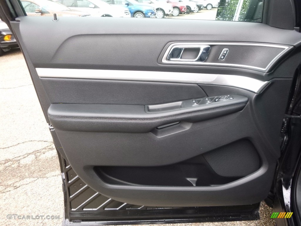 2017 Explorer XLT 4WD - Shadow Black / Ebony Black photo #14