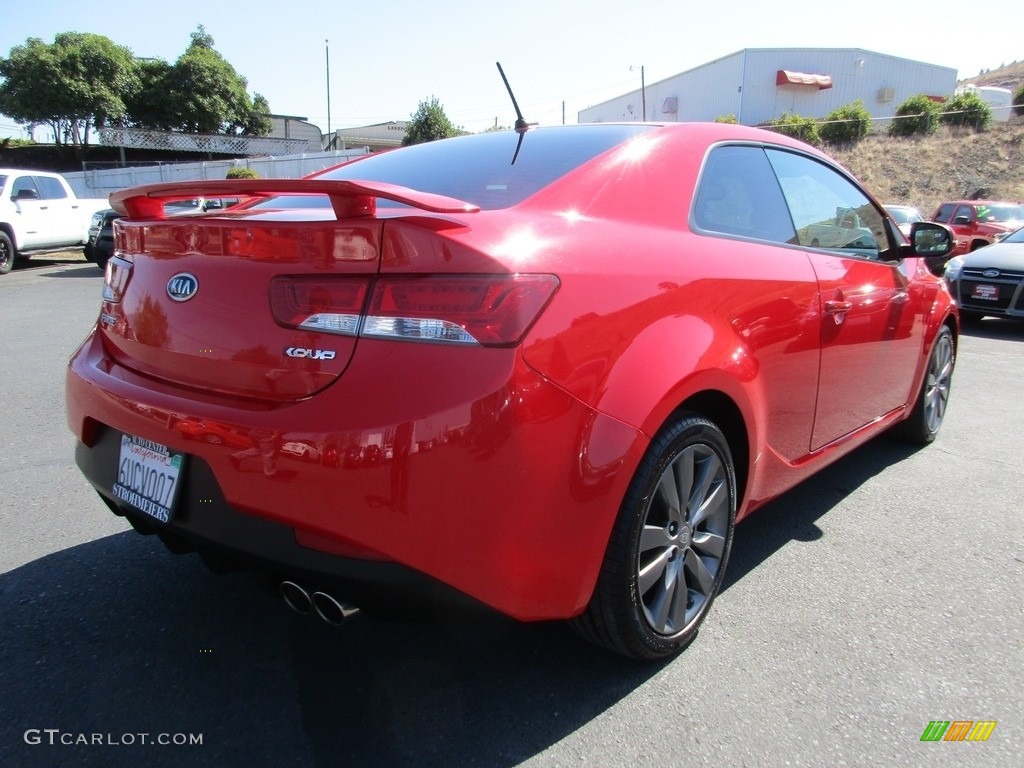 2012 Forte Koup SX - Racing Red / Black photo #7