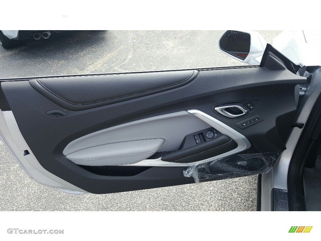 2017 Camaro SS Coupe - Silver Ice Metallic / 50th Anniversary Jet Black/Dark Gray photo #6