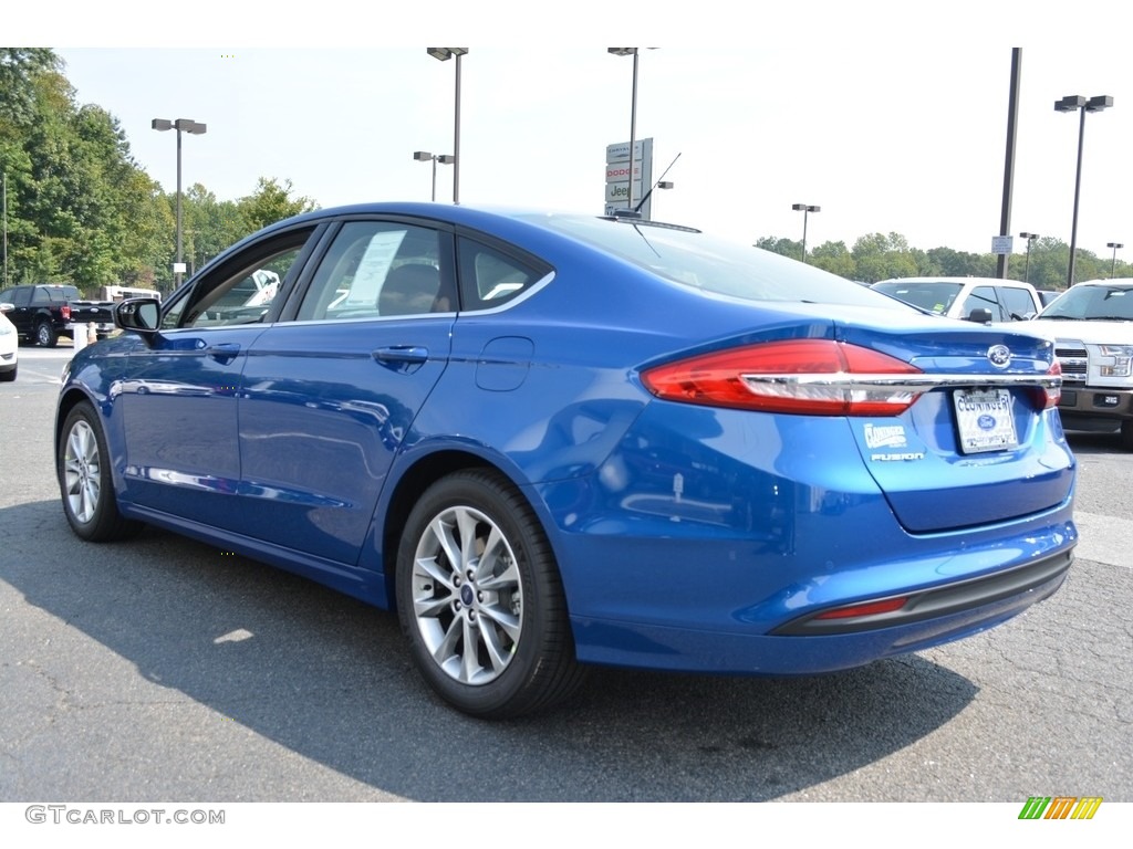 2017 Fusion SE - Lightning Blue / Ebony photo #20