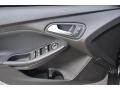 Magnetic - Focus SE Sedan Photo No. 5