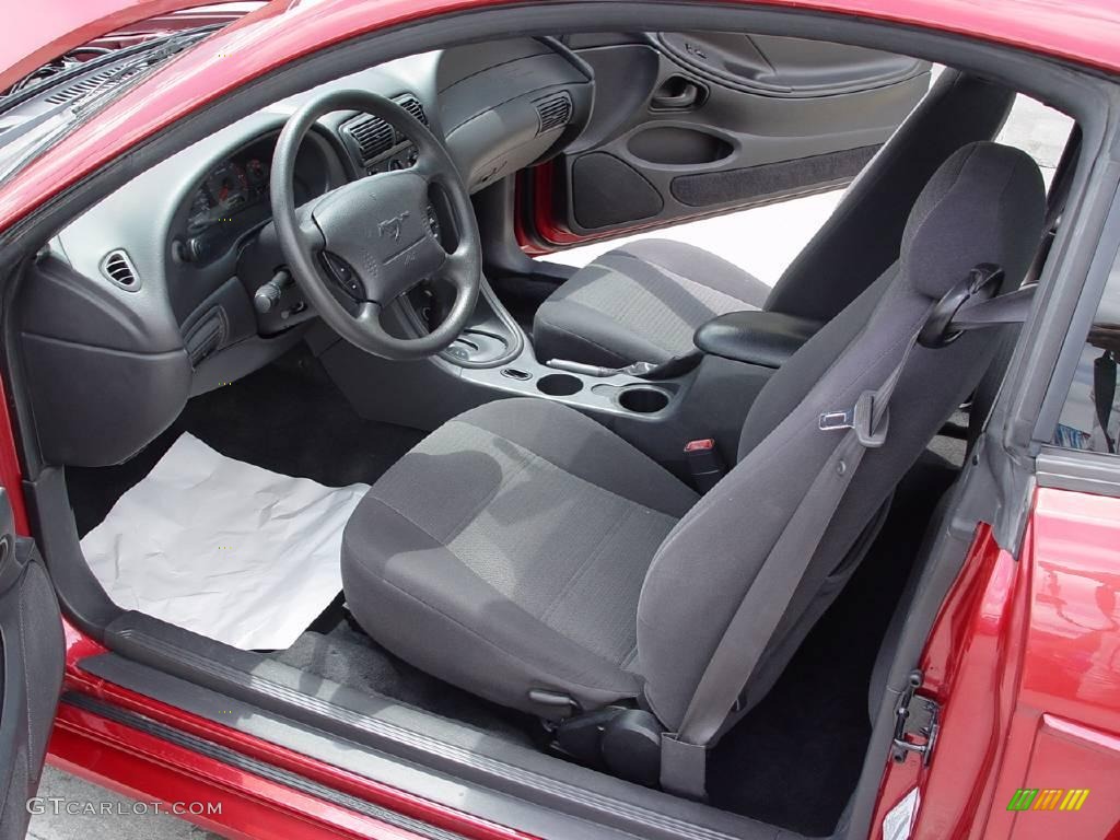 2001 Mustang V6 Coupe - Laser Red Metallic / Dark Charcoal photo #12