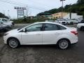 White Platinum - Focus Titanium Sedan Photo No. 5