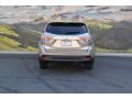 2016 Creme Brulee Mica Toyota Highlander XLE  photo #4