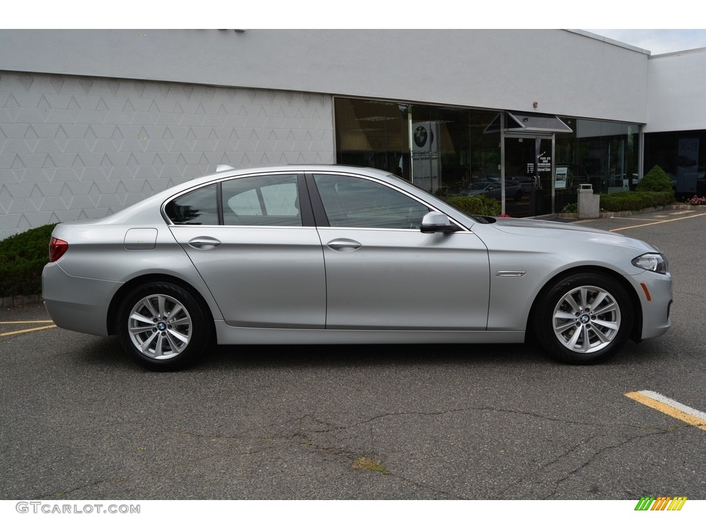 2016 5 Series 528i xDrive Sedan - Glacier Silver Metallic / Black photo #2