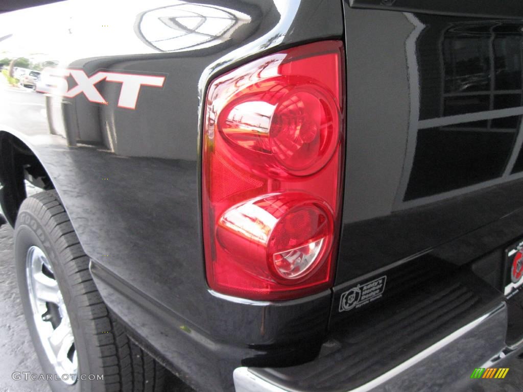 2008 Ram 1500 SXT Regular Cab - Brilliant Black Crystal Pearl / Medium Slate Gray photo #9