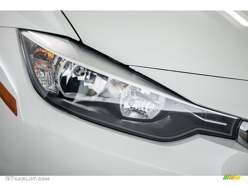 2013 3 Series 320i Sedan - Alpine White / Venetian Beige photo #27