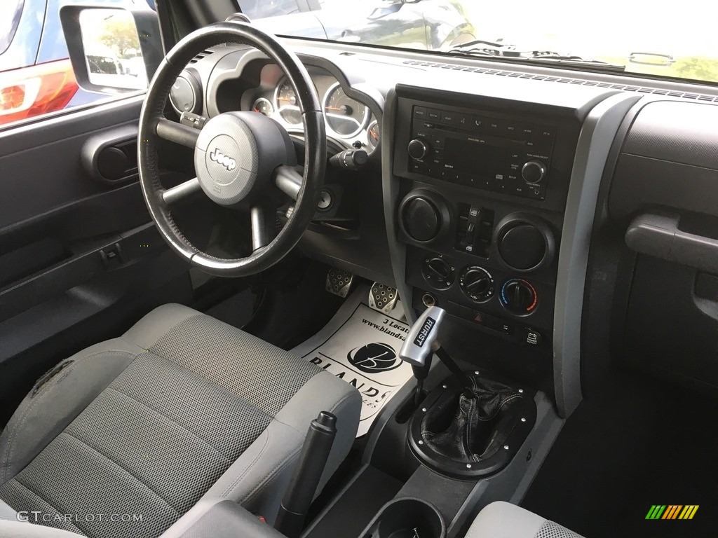 2007 Wrangler Unlimited Sahara 4x4 - Jeep Green Metallic / Dark Slate Gray/Medium Slate Gray photo #6