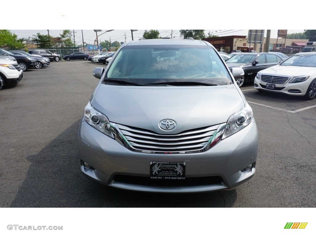 2013 Sienna Limited AWD - Silver Sky Metallic / Light Gray photo #8