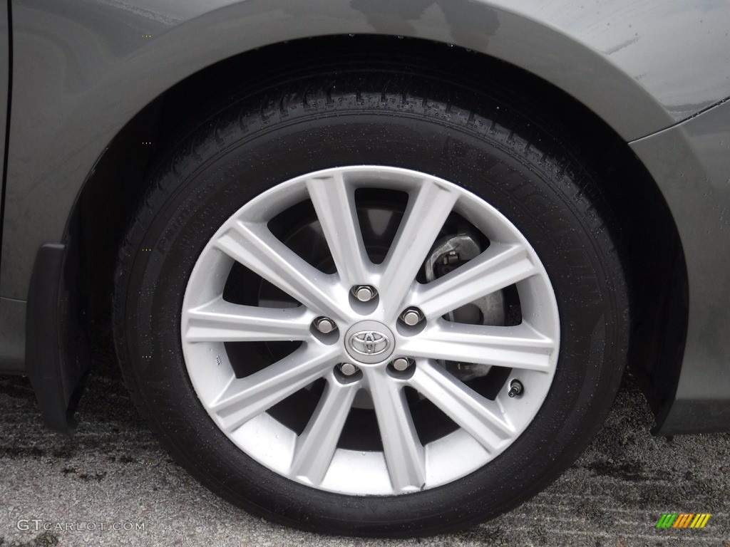 2014 Camry XLE - Cypress Pearl / Ivory photo #3