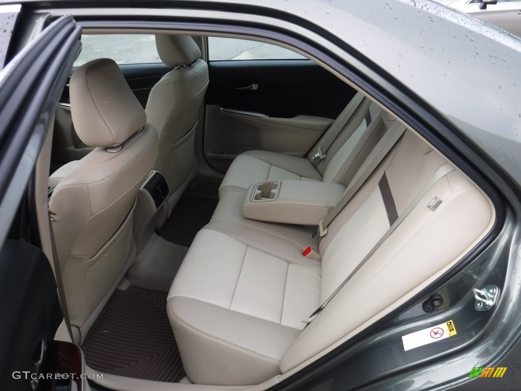 2014 Camry XLE - Cypress Pearl / Ivory photo #22