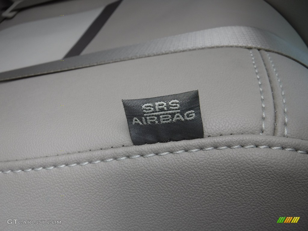 2014 Camry XLE - Cypress Pearl / Ivory photo #23
