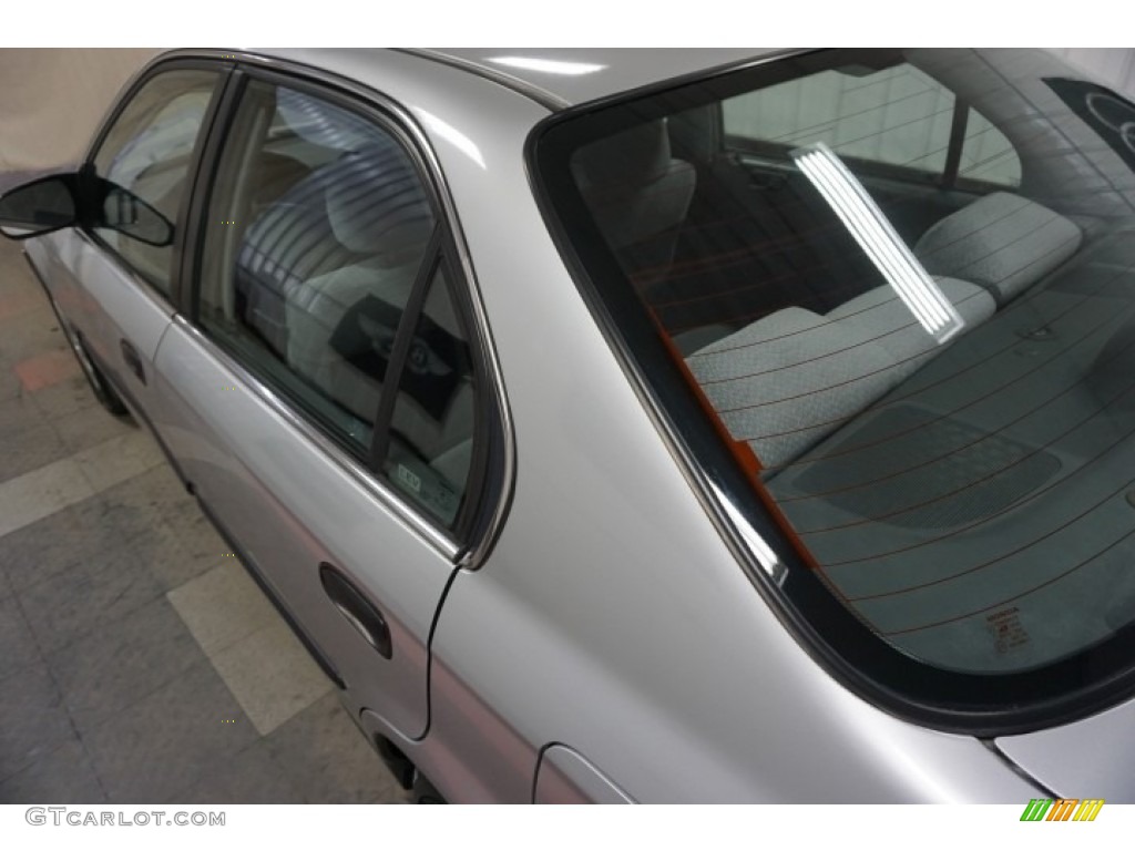 1999 Civic LX Sedan - Vogue Silver Metallic / Gray photo #76